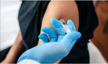 Щеплення від грипу можна робити упродовж усього епідсезону